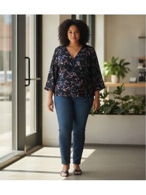 Reitman’s floral blouse Size XXL